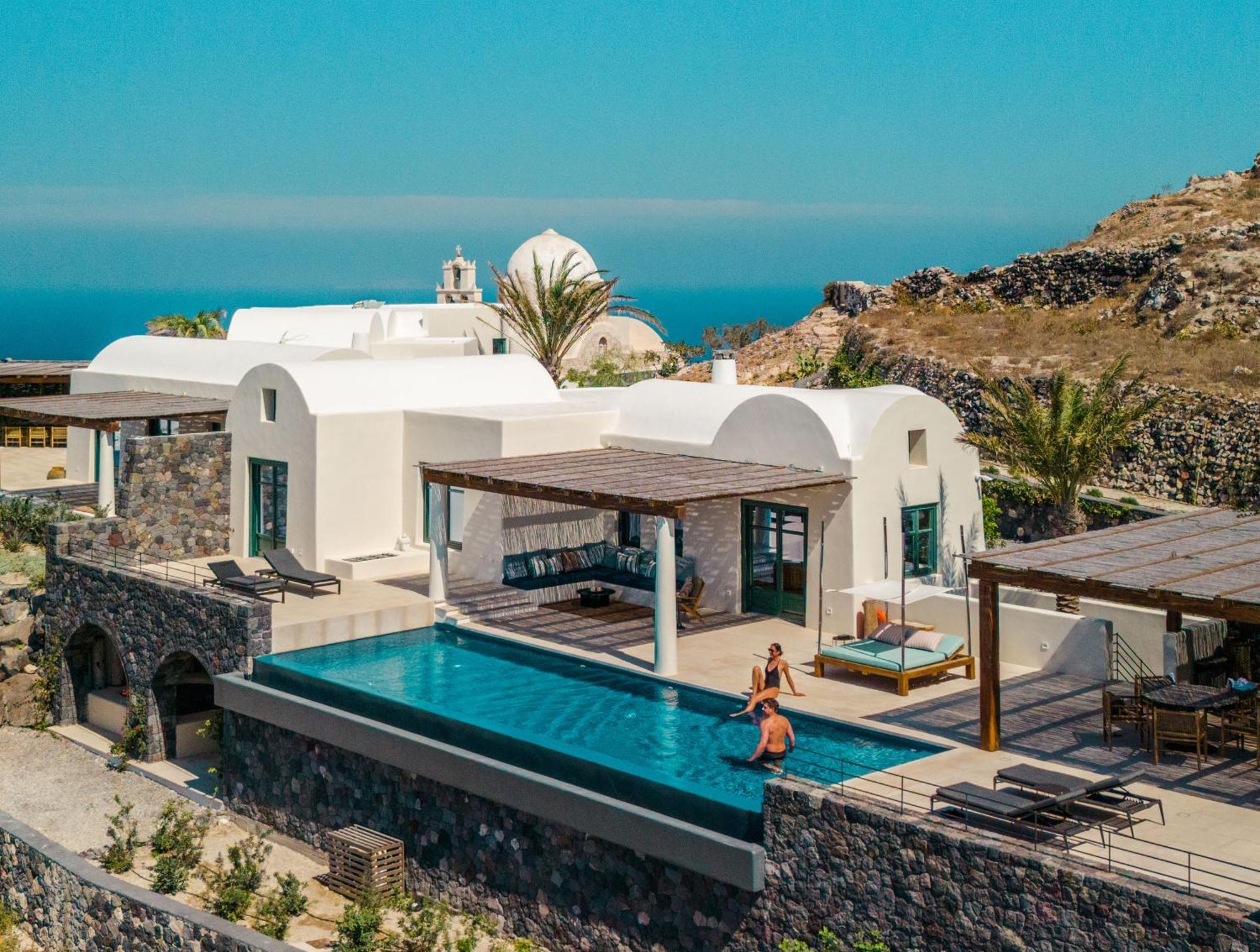 Patina Vivera Estate Santorini Villa Pyrgos Kallistis